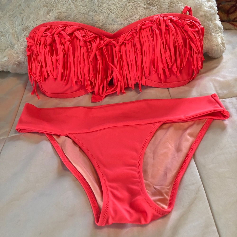 Bikini Jessica Simpson and victoria secret